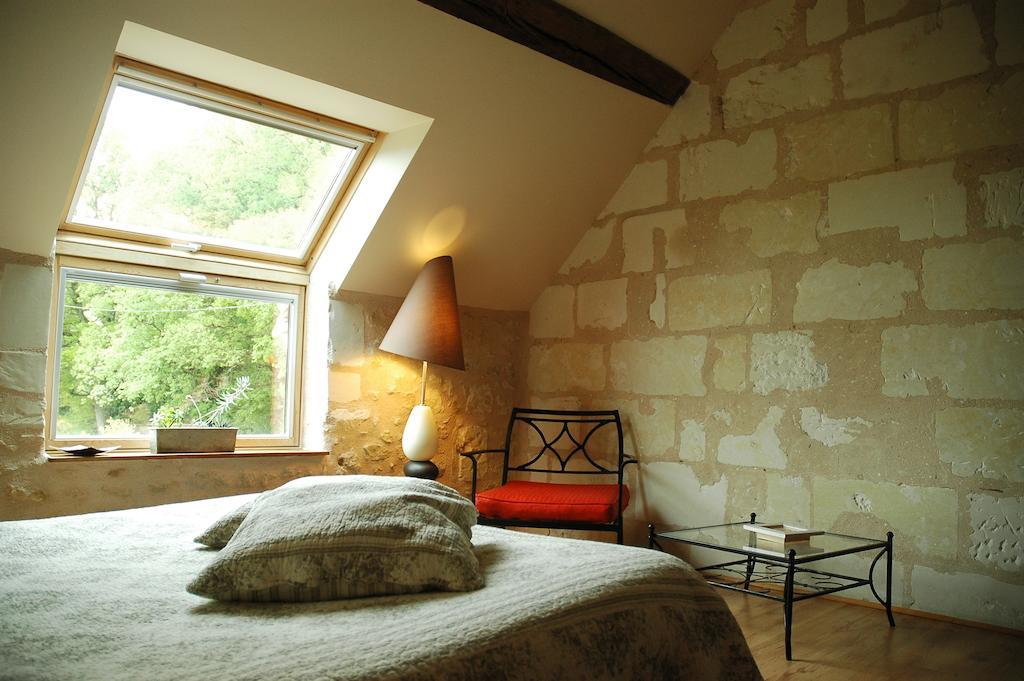 Les Pierres D'Aurele Chambres D'Hotes Сен-Жорж-сюр-Шер Номер фото